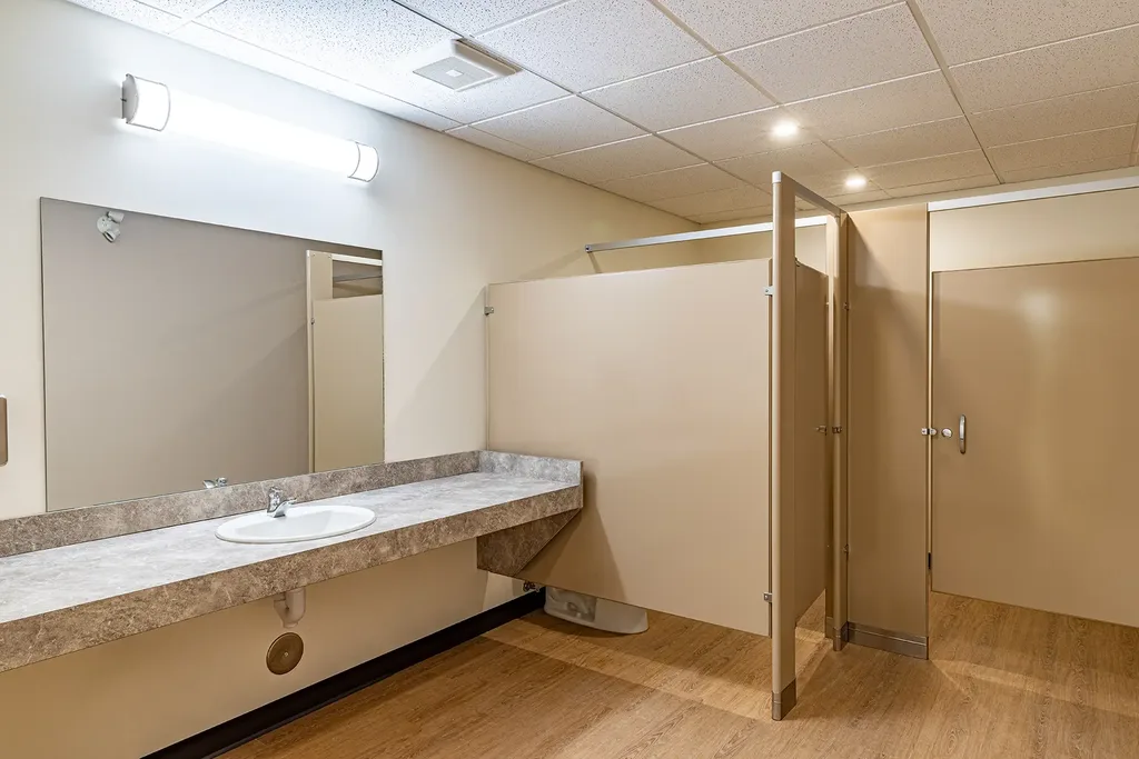 Nak'azdli Whut'en office interior washroom